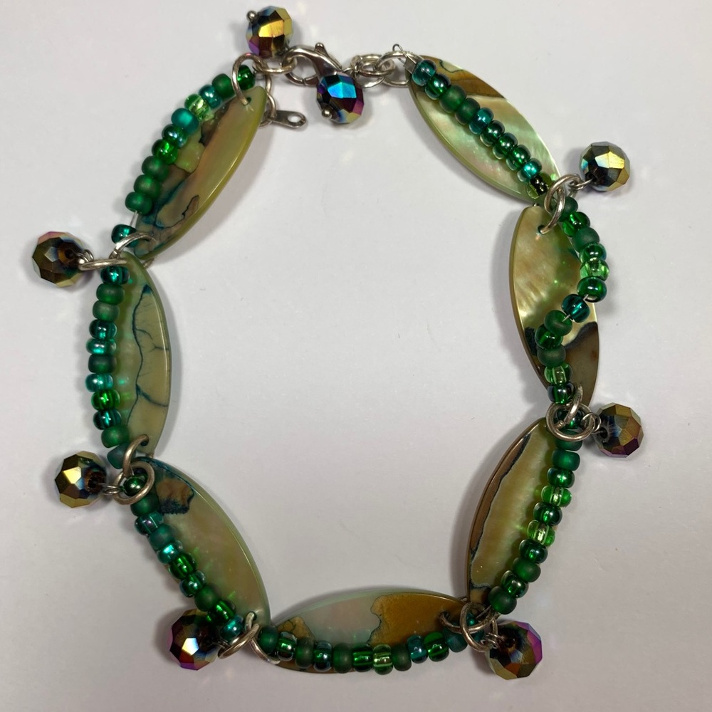 Anklet - Shell and iridescent bead anklet